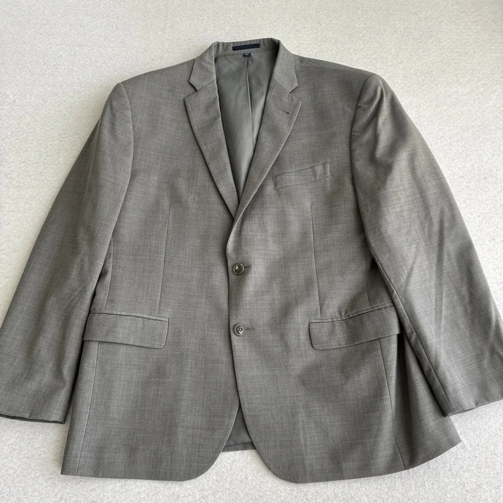 Jos. A Bank 1905 Men's Gray Plaid Wool Blazer Slim Fit 44S Sport Coat Jacket